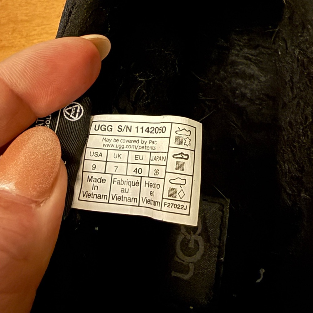 UGG Black Quilted Mules - Picture 6 of 6